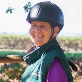 Staff-La-ferme-equestre-de-dar-bouazza-a-Ain-chock-hay-hassani